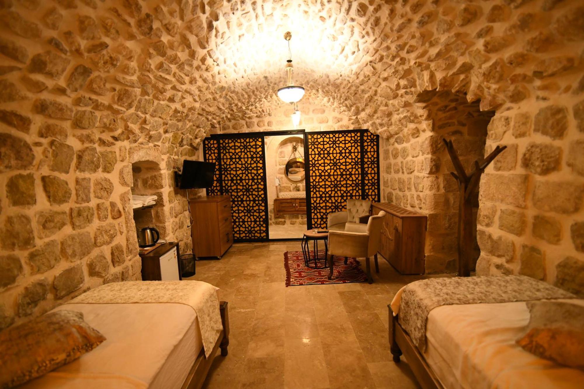 Hanedan Konagi Butik Otel 马尔丁 外观 照片