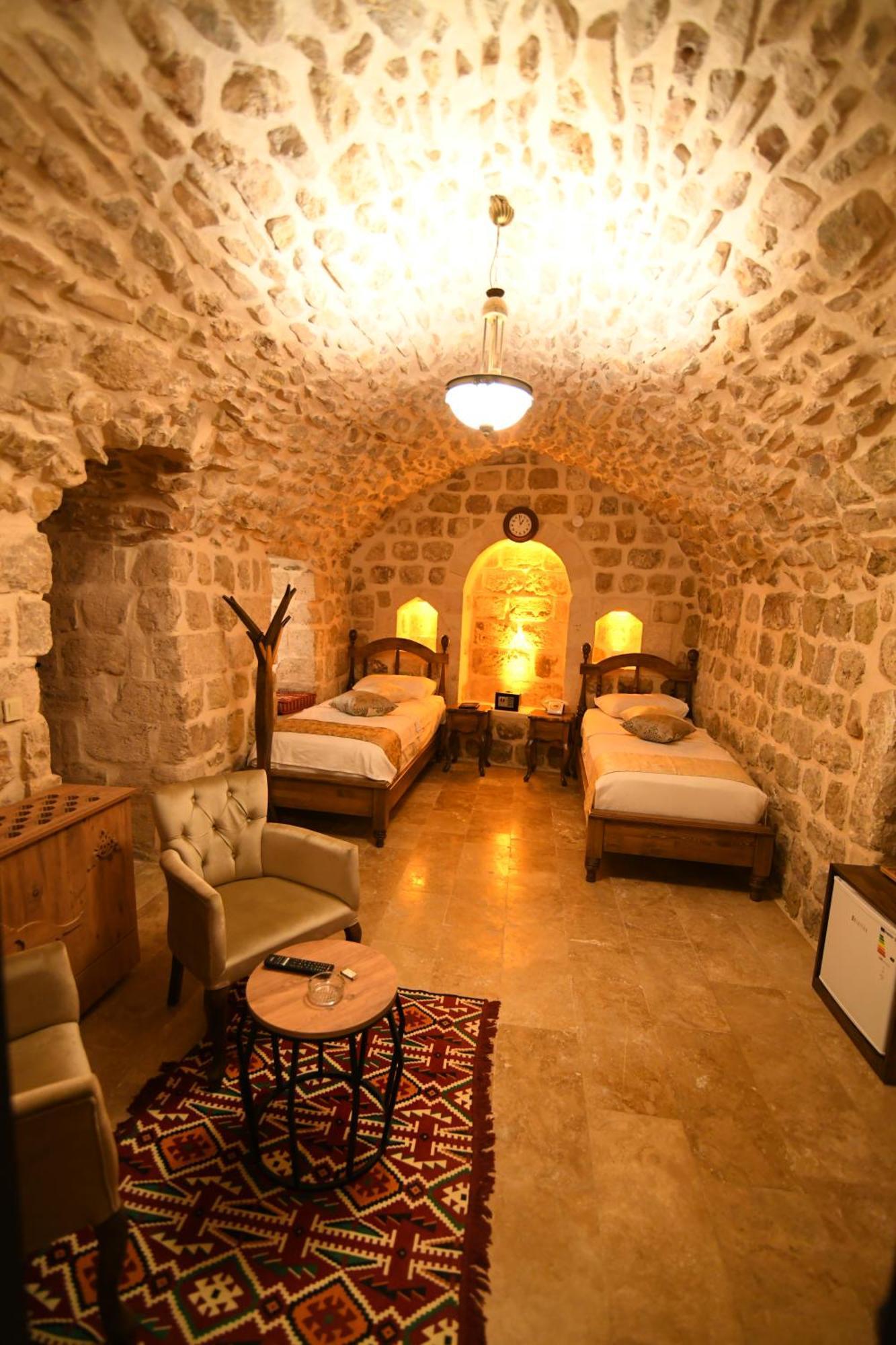Hanedan Konagi Butik Otel 马尔丁 外观 照片