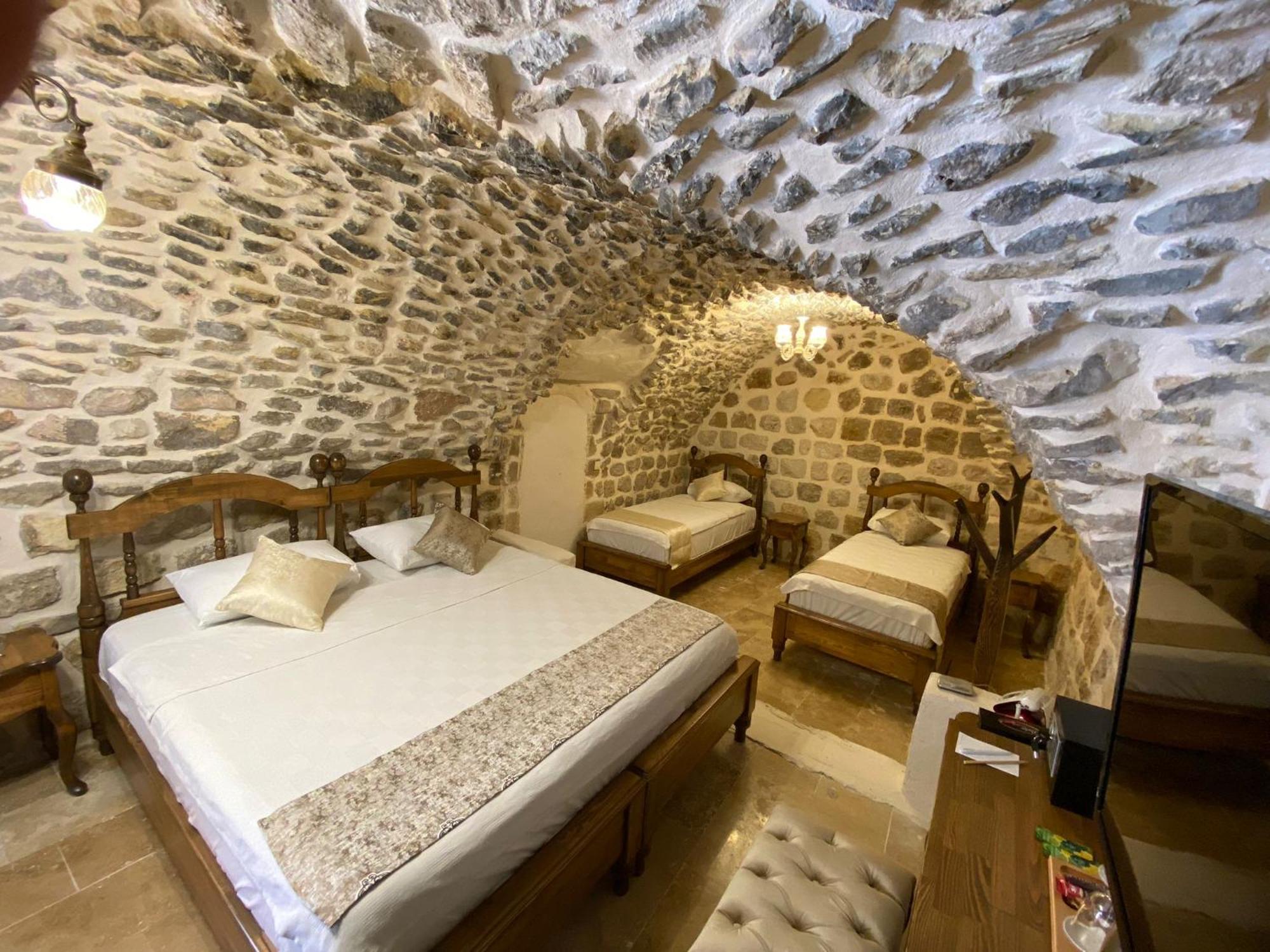 Hanedan Konagi Butik Otel 马尔丁 外观 照片